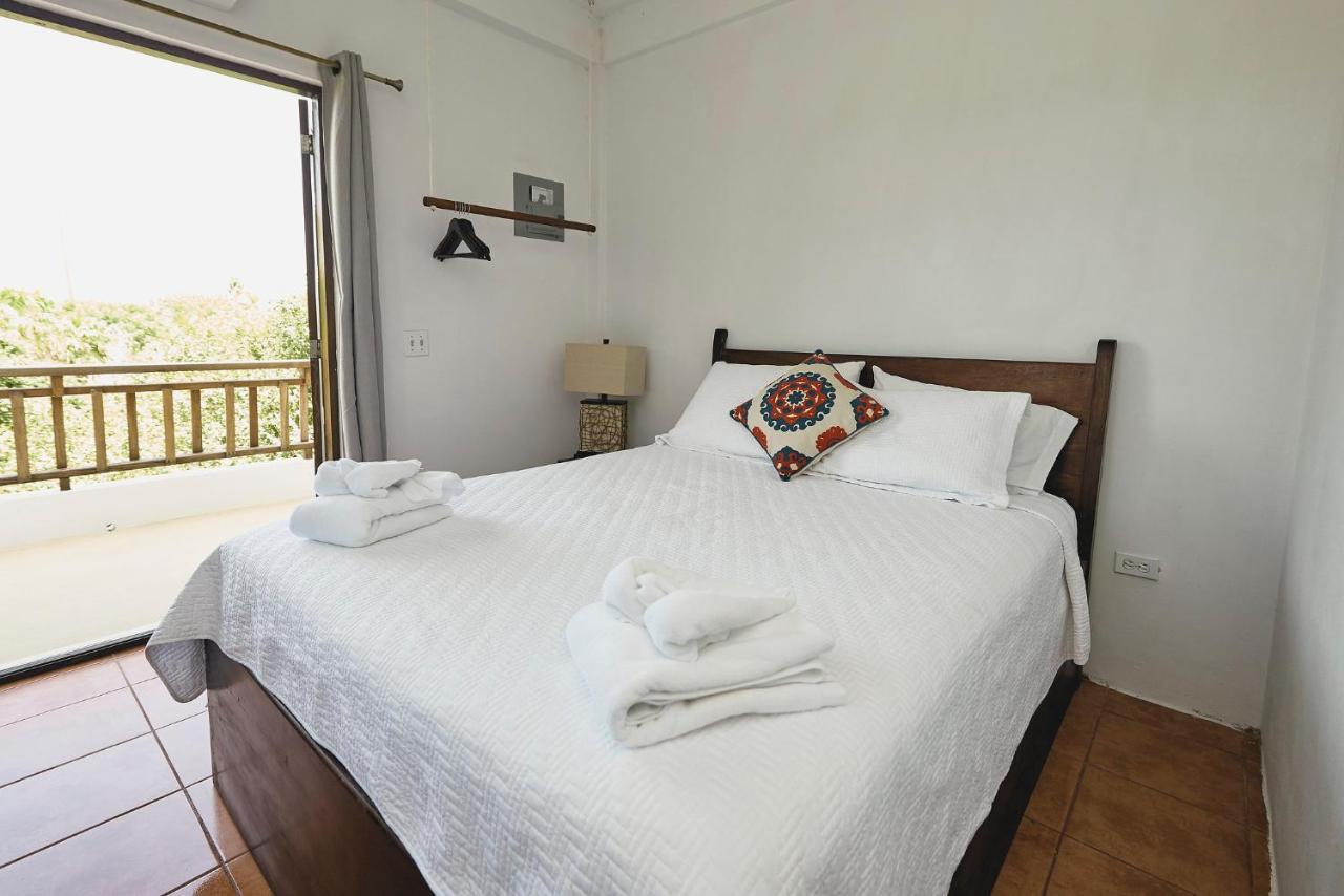We'Yu Boutique Hotel Caye Caulker Eksteriør billede